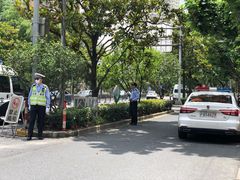 -上海财经大学附属北郊高级中学