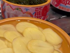 -龍歌自助小火锅(市南金茂湾店)