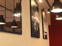 -城市大道红炉披萨烘焙坊