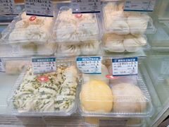 -白玉兰食品甜凤店(合生汇店)