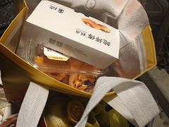 -鲍师傅糕点(江苏路店)