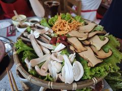-阿婆情腊排骨火锅(忠义店)