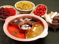 -滇釜火锅·能喝汤的火锅(车公庄店)