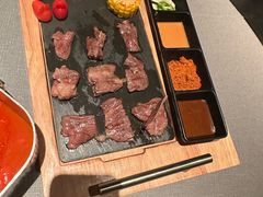-左庭右院鲜牛肉火锅黑金店(陆家嘴中心店)