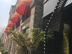 -南城十里潮汕鲜牛火锅·鲜虾生滚粥(融汇老商埠店)