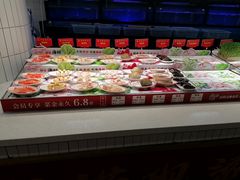 -四囍码头海鲜烧烤自助火锅(外滩南京东路悦荟广场店)