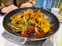干锅辣肉笋衣-阿明小菜·海鲜·上海菜(梅陇华理店)
