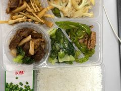 -九头鹰家宴(岳家嘴店)