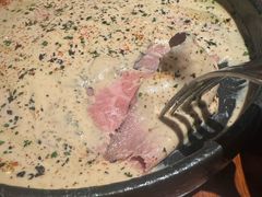 低温小牛肉薄片配吞拿鱼酱-Laures·月桂西班牙碳烤餐厅(十尚坊店)