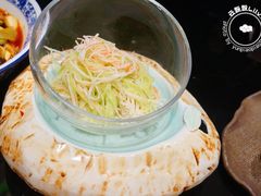 青笋拌蟹柳-卫鼎轩·曹公馆(鼓楼店)