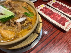 -沙胆彪炭炉牛杂煲(上海日月光广场店)