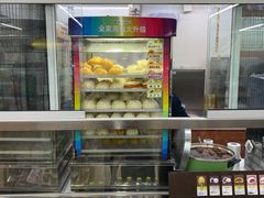 -全家便利店(莲花池东路店)