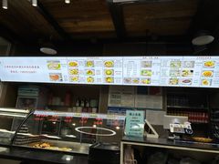 -陇上全荟兰州传统牛肉面(延吉路店)