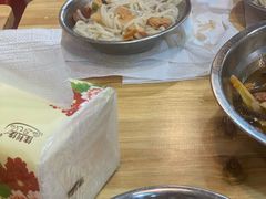 -柳州肥姨妈大骨螺蛳粉(东靖路店)