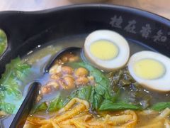 -桂在香知桂林米粉(红博中央公园店)