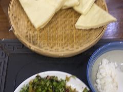 -三锅莊·牦牛肉火锅·香格里拉特色藏餐宴请餐厅(菱角塘路店)