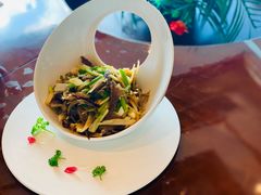 渔家拌老板鱼-渔公码头·九龙湾国际饭店
