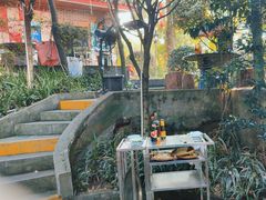 -楠柏弯休闲山庄(梨花溪店)