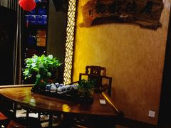 -莱仪堂艾灸经络养生馆(武威东路店)