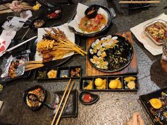 -何师烧烤Pro ·江湖川菜·小龙虾·精酿(太古里旗舰店)