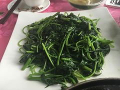 -荷香居(洞企石路店)