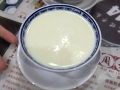 招牌香滑凤凰奶-周大娘牛乳(旧寨古村总店)