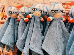 -名创优品(北京新中关购物中心地铁层店)