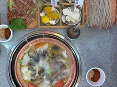 -阿婆情腊排骨火锅(金虹路店)