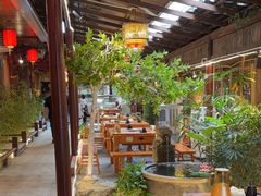 -三道苗苗鱼·美蛙黄辣丁(八里店)