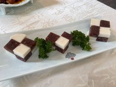 椰汁红豆糕-和满堂·经典本帮菜(川沙古镇店)