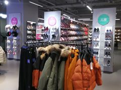 -唯品会(北京国瑞城店)