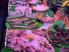 -领鲜活海鲜榴莲自助火锅(东门店)