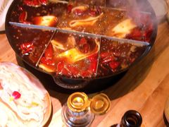 -白乐天毛肚火锅馆(解放碑店)