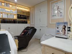 -Bollins波林丝•专研护发中心