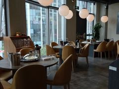 大堂-日进一片海.生腌海鲜火锅.宵夜烧烤(三里屯总店)