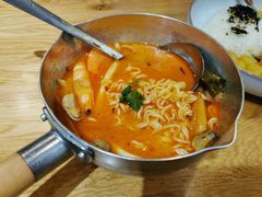 冬阴功汤-About Bistro關於·泰式家庭料理