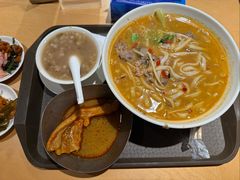 友仔三拼老友粉-水平有限广西米粉·广西风味集(五道口店)