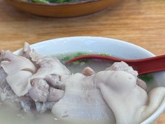 -雷祖芳老妈蹄花店