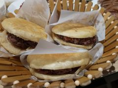 醇香型驴火-闫家驴肉老店(华电一校店)
