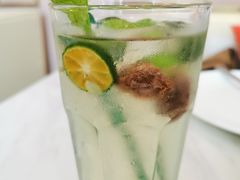 青柠话梅冰爽茶-玫瑰园餐厅