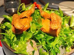 -弦月窗LUNETTE BY AMANDA(复兴路店)