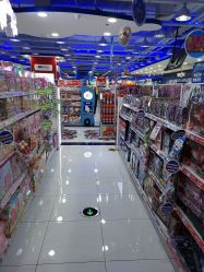 -玩具反斗城(正大广场店)