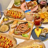 青岛宝藏热狗简餐咖啡馆🌭庭院式风景绝美🏡