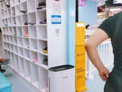 -蓝旗亲子游泳(范湖万达广场店)