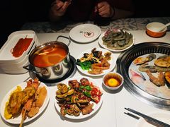 -锅儿欢海鲜火锅烤肉自助餐(东港凯虹店)