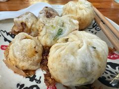 -依云煎包店