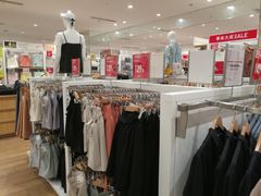 -优衣库(东莞汇一城店)