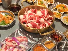 -围炉肉舍•炭烤活鳗•丹东海鲜烤肉(步行街店)