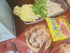 -沙胆彪炭炉牛杂煲(上海日月光广场店)