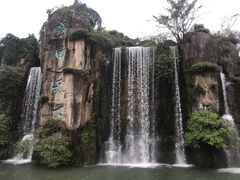 -峨眉山报国寺